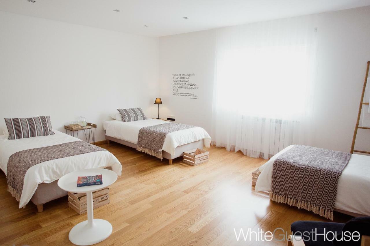 White Guest House بينيش المظهر الخارجي الصورة